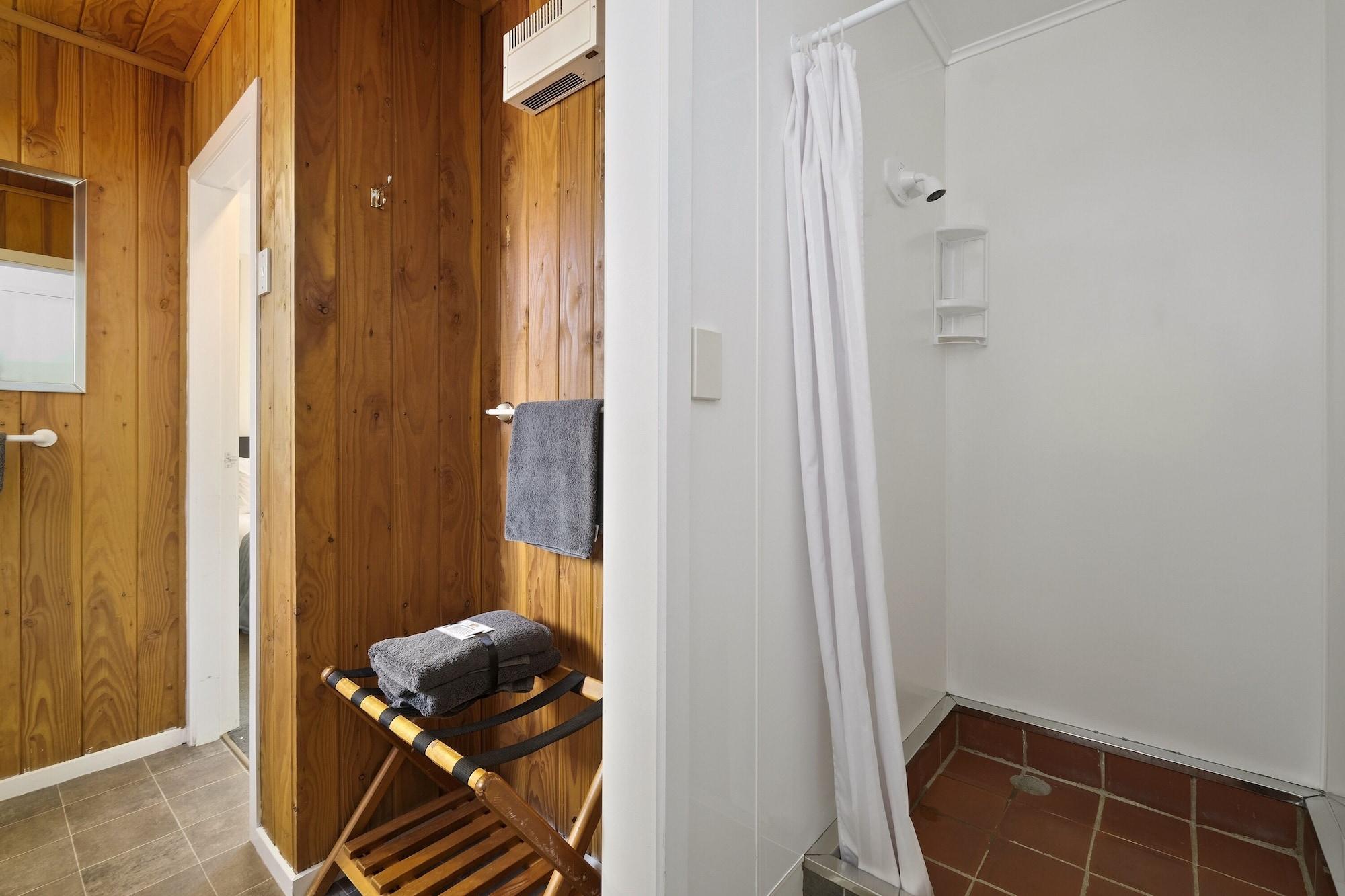 Central Gateway Motel Кромвель Екстер'єр фото