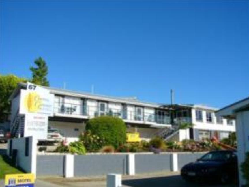 Central Gateway Motel Кромвель Екстер'єр фото